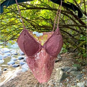 Hyfve posh couture co lined lace bra top SZ S nwt removable pads lined top sexy